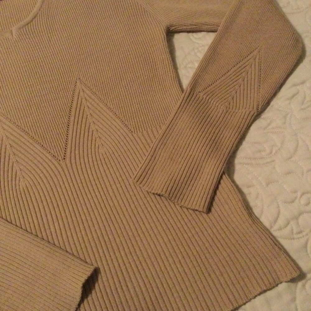 Beige Ribbed V-Neck Knit Top